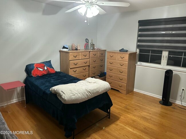 Building Photo - 63 Jamestown Dr