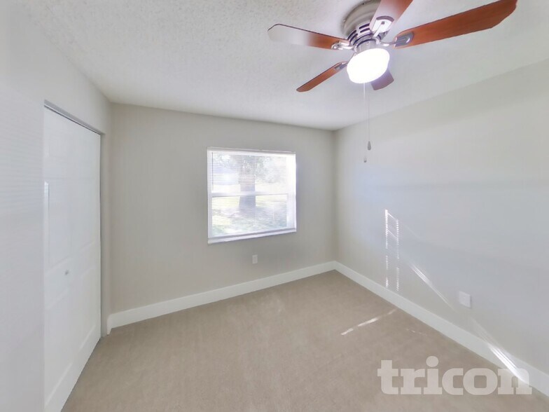 Building Photo - 6623 Freeport Dr