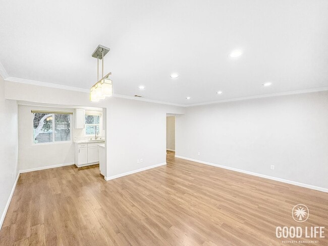 Building Photo - Great 3B/2BA House in San Marcos!