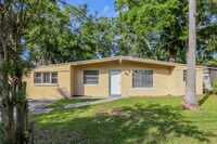 Building Photo - 8863 Yeoman Dr