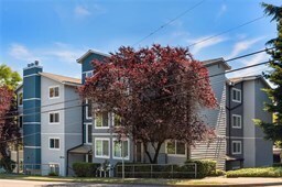 Building Photo - 707 N 130th St