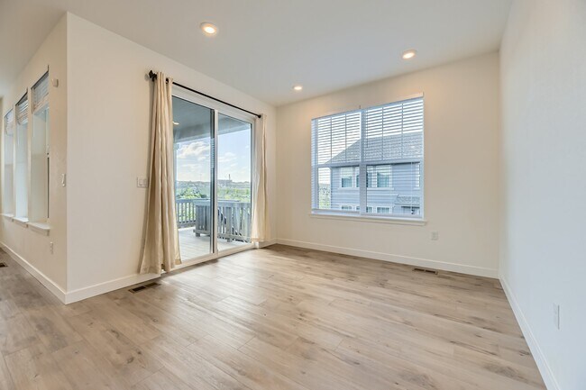 Building Photo - 16721 Desert Wine Trl