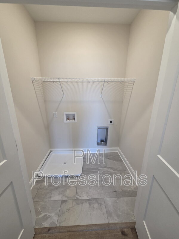 Building Photo - 1345 Rebecca Johns Dr