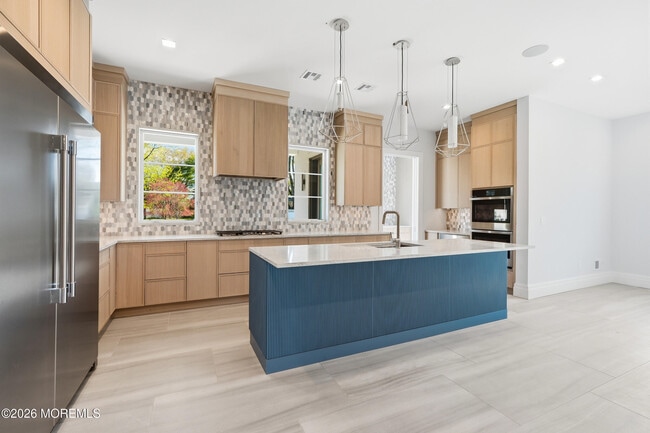 Building Photo - 84 Cooper Ave