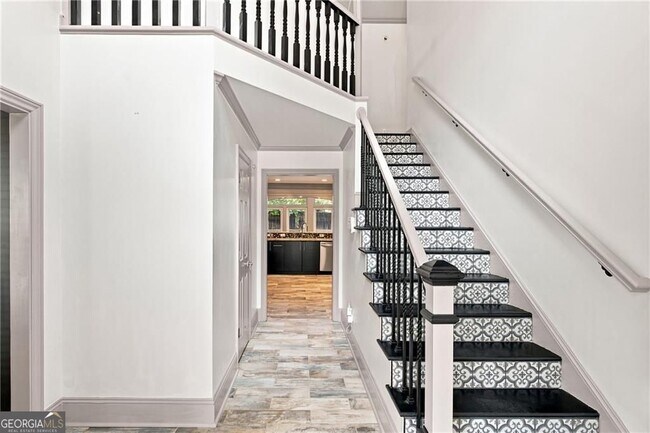 Building Photo - 2069 Ursuline Way NW