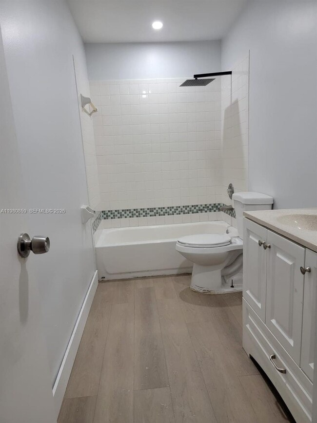 Building Photo - 3441 NW 44th St