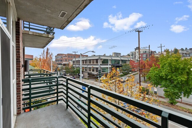 Building Photo - 1bd/1ba Seattle Condo