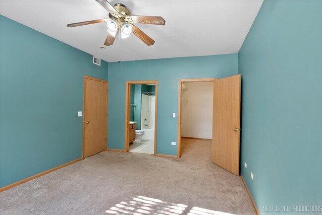 Building Photo - 611 Waterview Ct