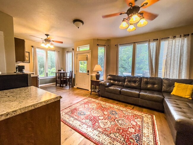 Building Photo - Jackson Creek Suite: Fully furnished charm...