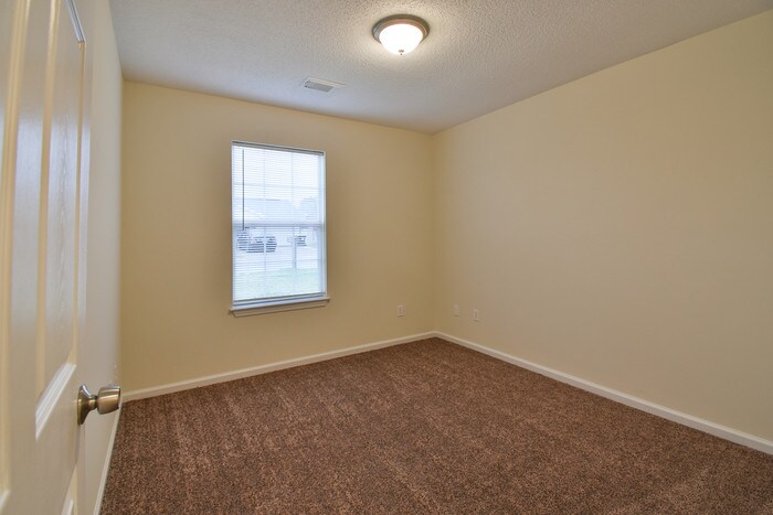 Building Photo - 4200 Cherrystone Cir