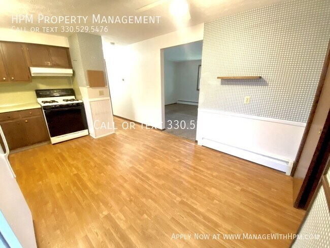 Building Photo - 3348 Mollane St NW