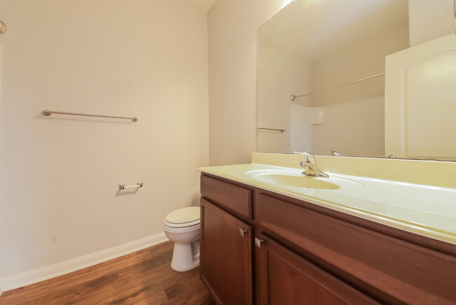 Building Photo - 1808 Sweet Gum Dr