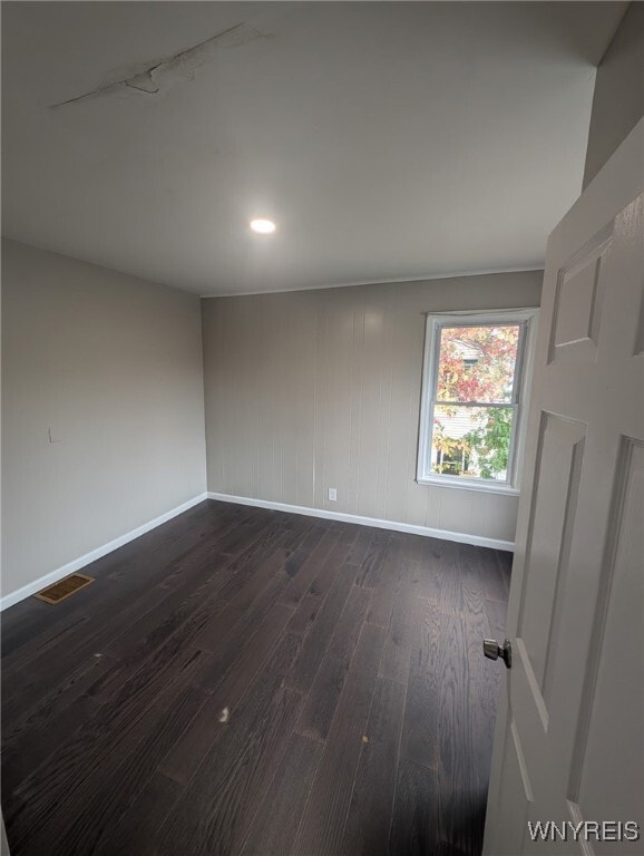 Building Photo - 335 Ellicott St