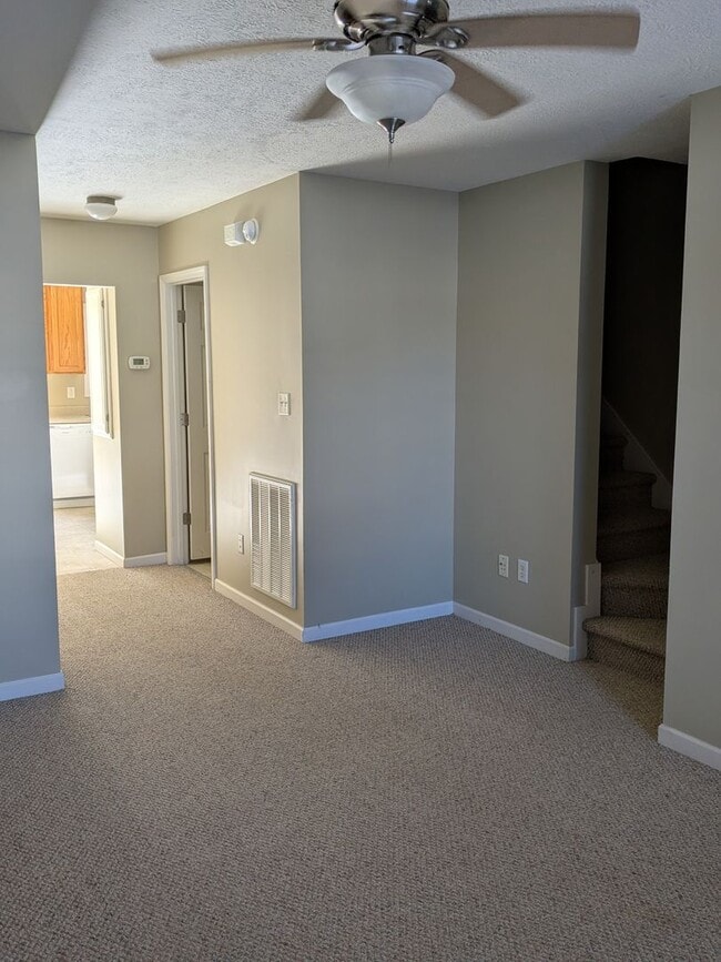 Building Photo - Pike's Place Townhouse