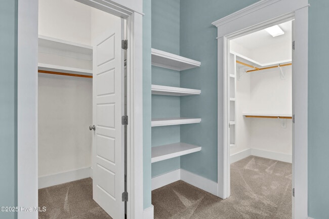 Building Photo - 2065 Shelmore Way