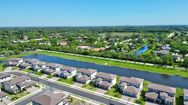 Building Photo - 4390 SW 122nd Terrace