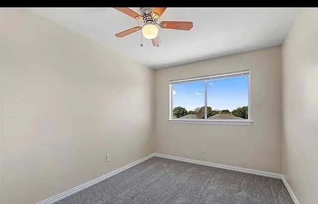 Building Photo - Room in Duplex on Chestnut Ln