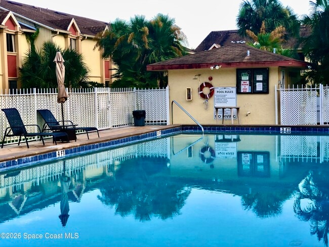 Building Photo - 2101 Forest Knoll Dr NE