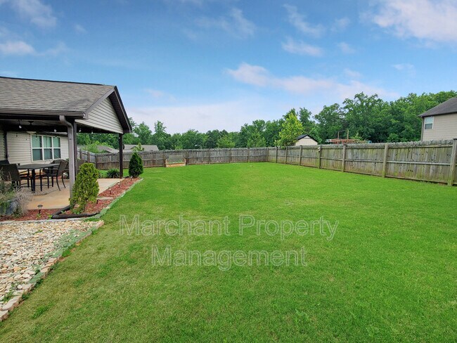 Building Photo - 138 Autumn Hill Rd