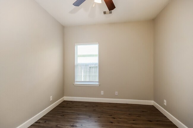 Building Photo - 20315 Shire Ridge Ln