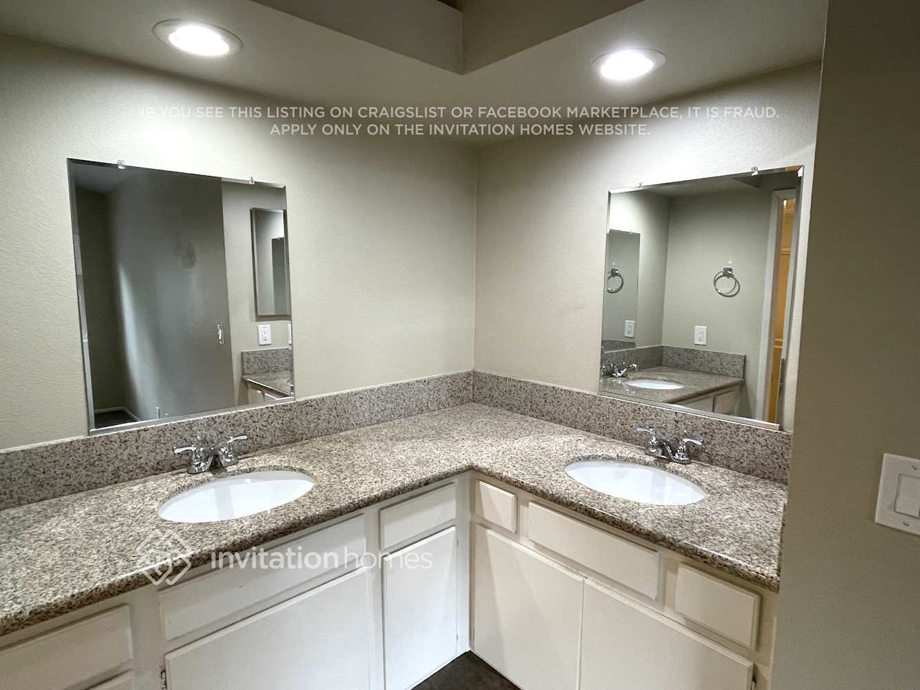 Building Photo - 22845 Tamarack Ln