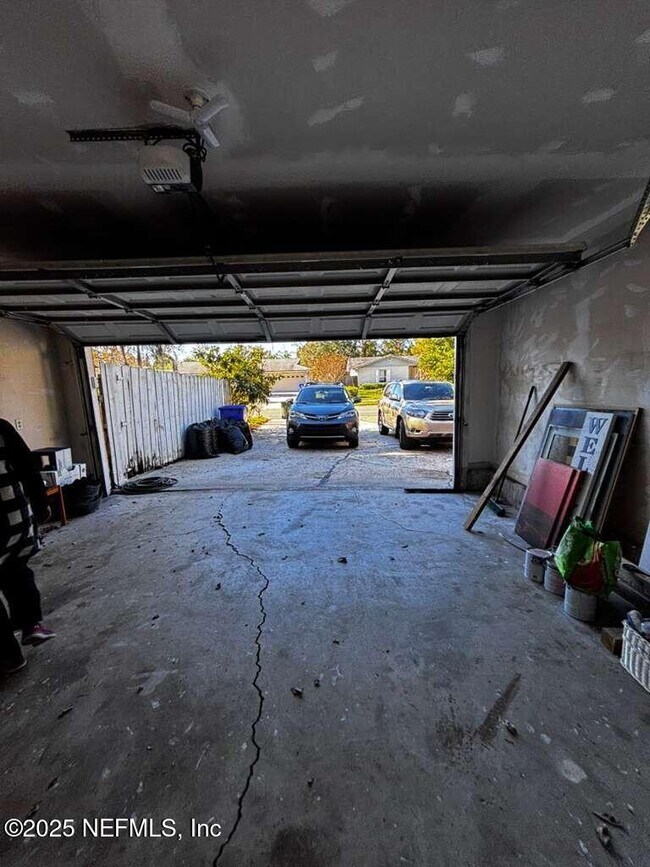 Building Photo - 1363 Crosby Ln