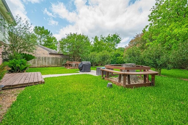 Building Photo - 3614 Bee Bayou Ln