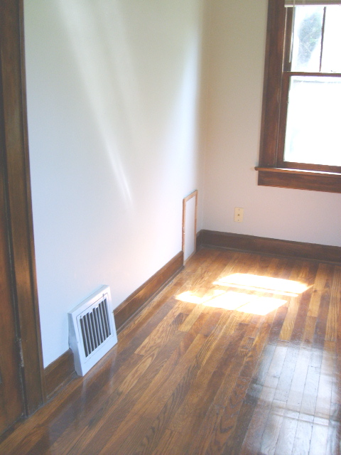 Building Photo - 1207 Keystone Ave