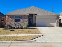 Building Photo - 3321 Riverside Dr