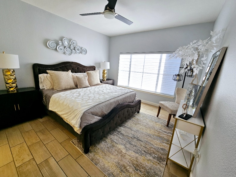 Building Photo - 3236 E Chandler Blvd