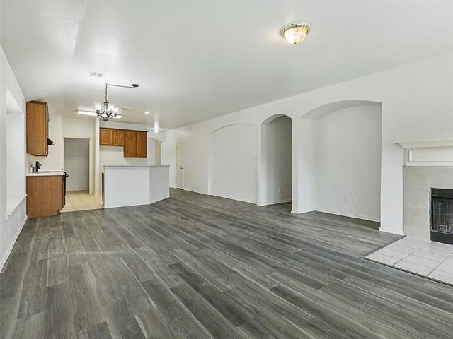 Building Photo - 4700 Brighton Dr