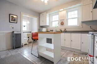 Building Photo - 33 Benjamin Rd