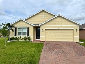 Building Photo - 946 Dugan CIR SE