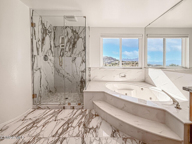 Building Photo - 12057 Falcon Crest Way