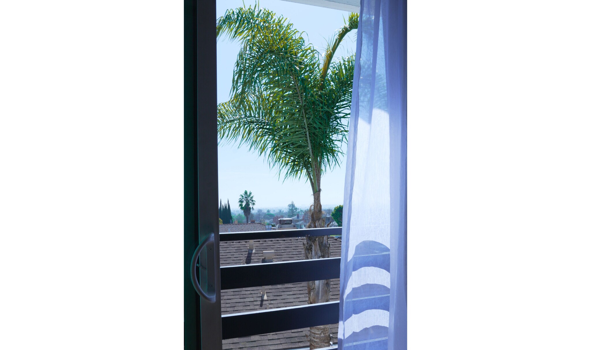 Building Photo - 6106 S Fairfax Ave