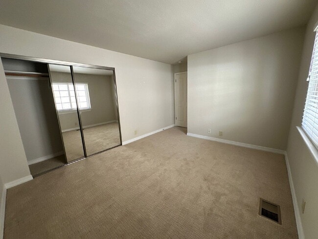 Building Photo - Pismo Beach Ocean View Condo