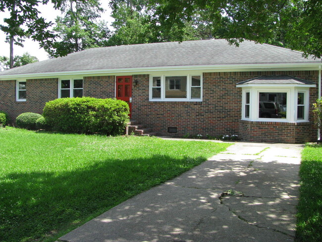 Beautiful 3 bedroom 2 bath Home in Shadowlawn - 622 Maryland Ave ...