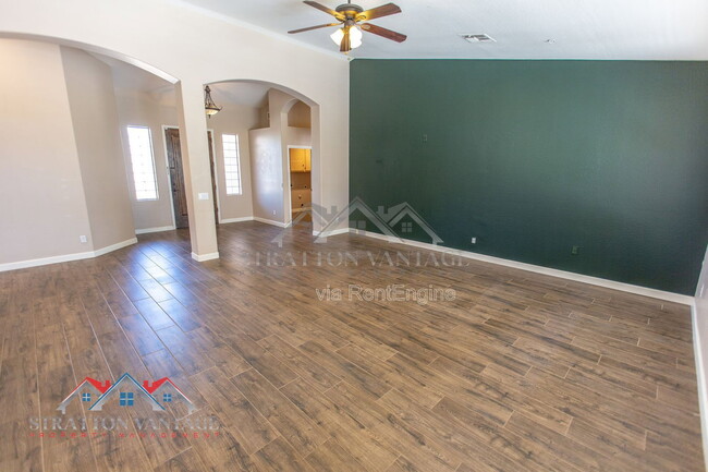 Building Photo - 38414 N 12th St