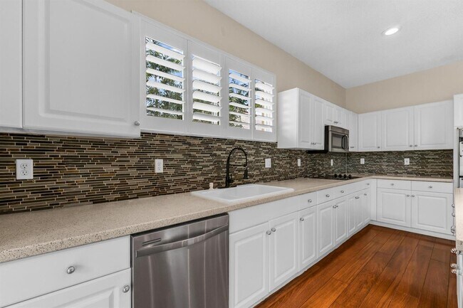 Building Photo - 1333 SW 175th Way