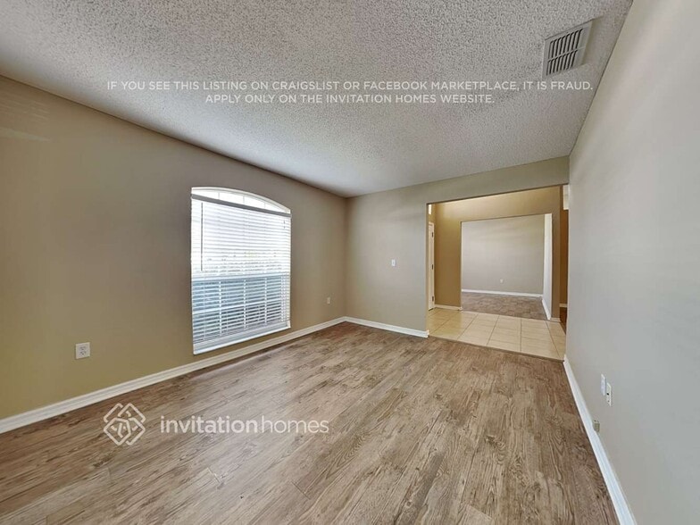 Building Photo - 7673 Canterbury Cir