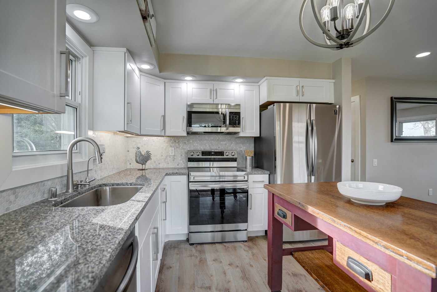 New stainless steel appliances - 4688 Capitol View Rd