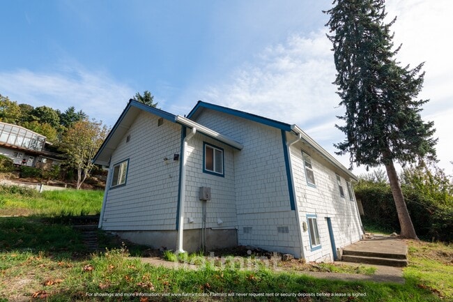 Building Photo - 6850 S 133rd St