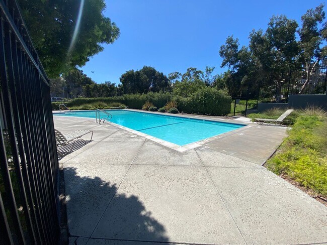 Building Photo - Completely Remodeled 2 Bedroom, 2 Bathroom...