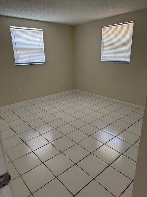 Building Photo - 191 Golf Club Ln