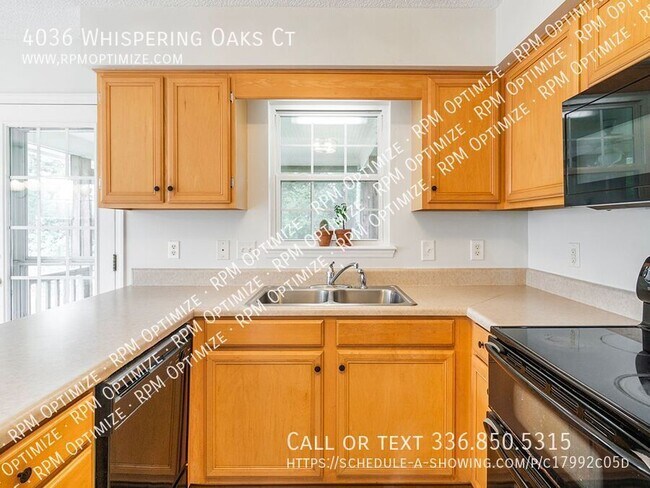 Building Photo - 4036 Whispering Oaks Ct