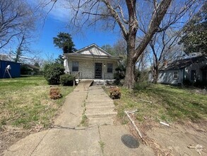 Building Photo - 3032 McAdoo Ave