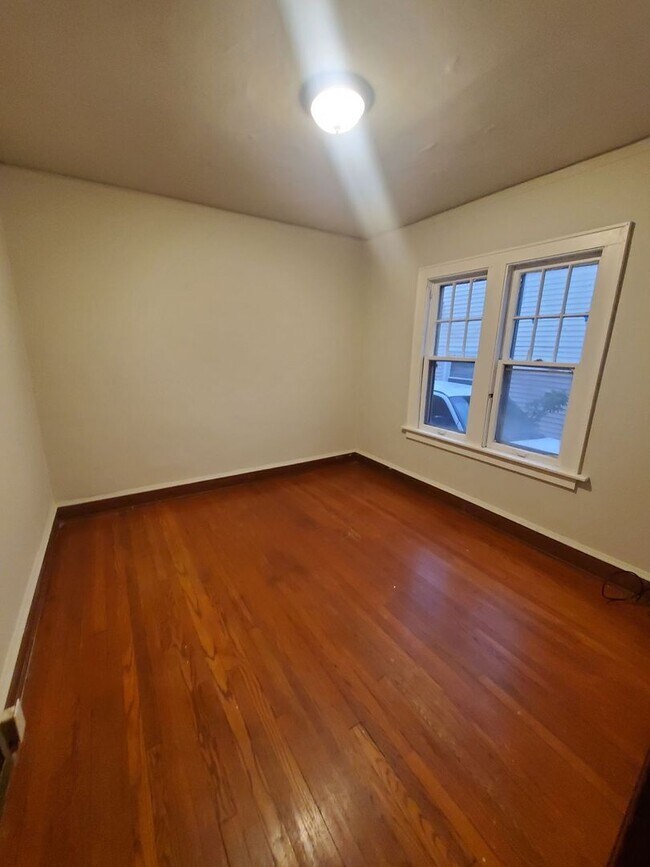 Building Photo - 4852-4854 N 48th St.