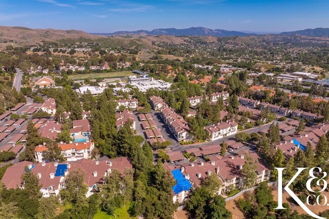 Building Photo - Relaxing Home in Vibrant Community with Pool, Spa, and Courts