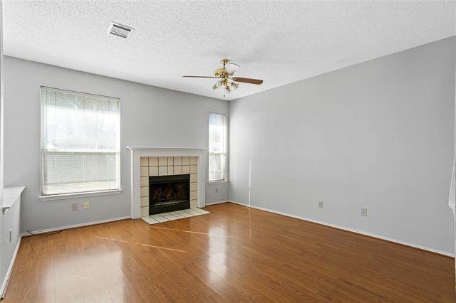 Building Photo - 1112 Canoe Ln