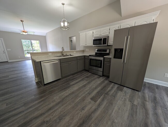 Building Photo - 1001 Nighthawk Ln